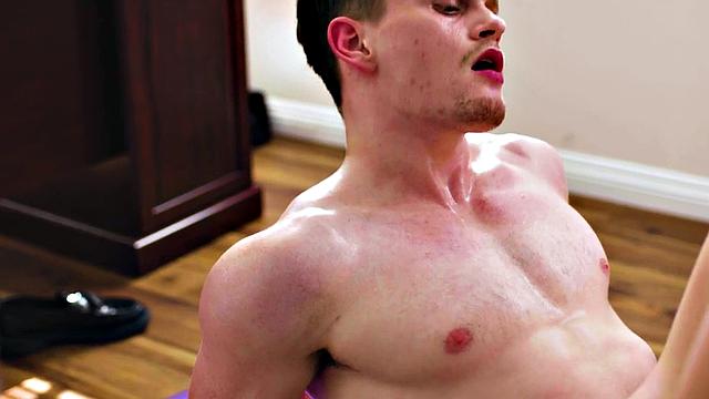 Bisex small boobs slut facialized in threesome