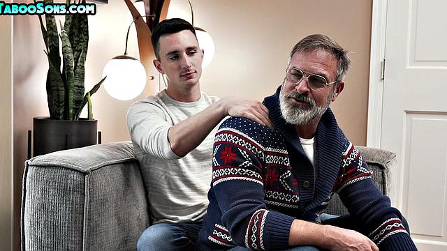 Hunky bearded DILF rimming twunk lover