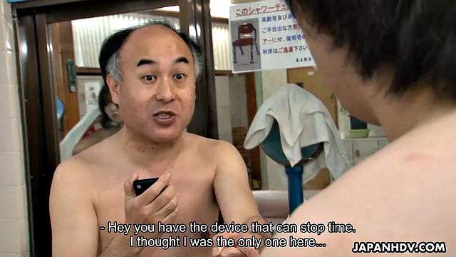 Jun Sena and Asakura Kotomi in hot foursome