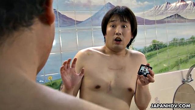 Jun Sena and Asakura Kotomi in hot foursome