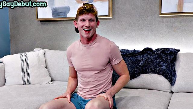 Athletic jock masturbates on solo casting before cumshot