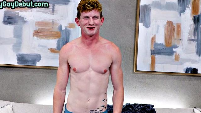 Athletic jock masturbates on solo casting before cumshot