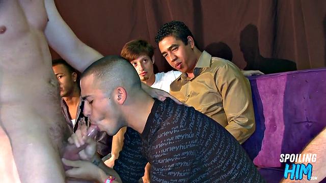 Real stripper party with deepthroating