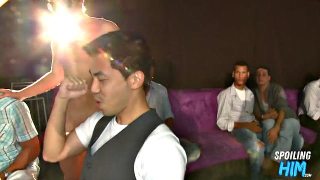 Real stripper party with deepthroating