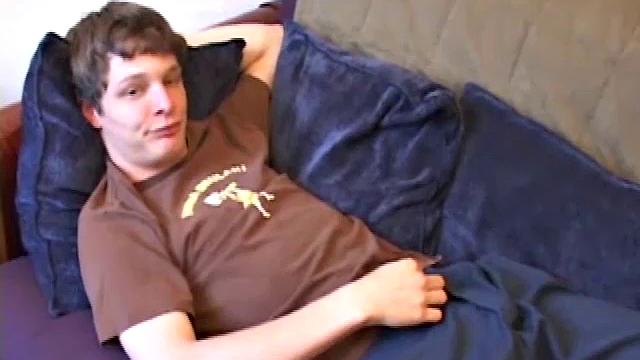 Lee Parker is an adventurous young guy. He's right at home, as he gets his cock's attention by man handling it, while keeping an eye on the straight porn video.