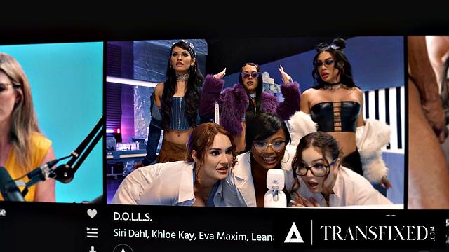 Трансдива Eris Jolie проверяет друга парня на прочность прямо на его день рождения. Куколд оценил этот подарок.