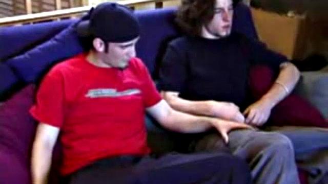 Amateurs Adam and Lukas Having Sex