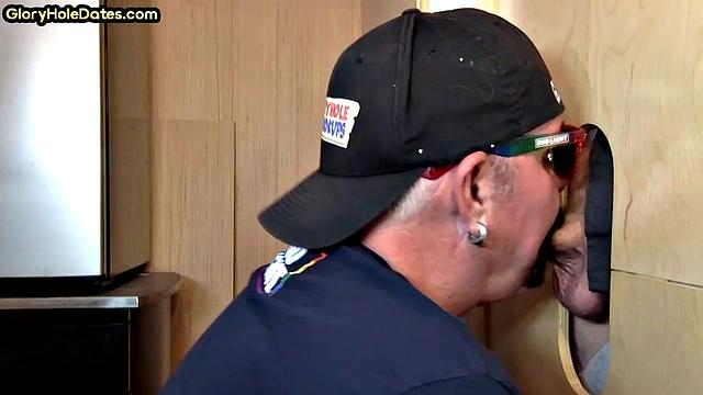 Gloryhole amateur DILF sucks cock for jizz in mouth