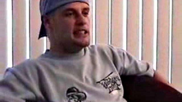 Опытная пара доводит друг друга до мощного оргазма руками и спермой