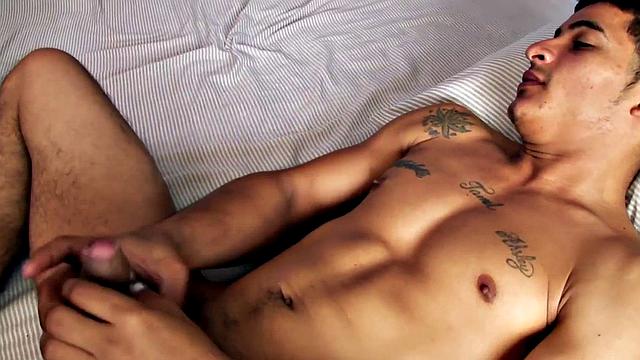 Real Spanish smoking guy enjoys solo anal fingering