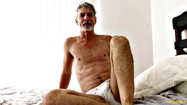 Sexy Underwear Fart Tease with Richard Lennox
