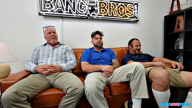 Porno Dads Part 3: Luna Makes Nervous