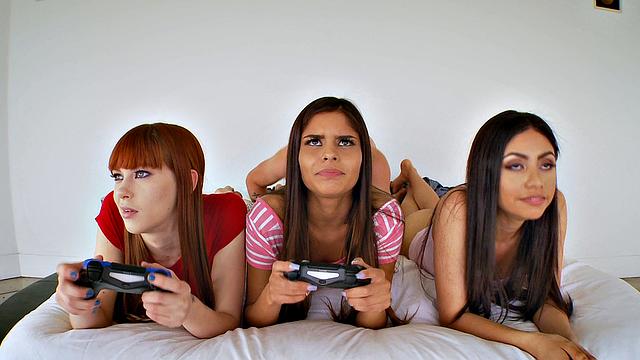 Gamer Girls