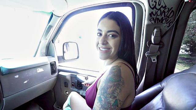 Mature worker gets fucked in ass by gay in van outdoors