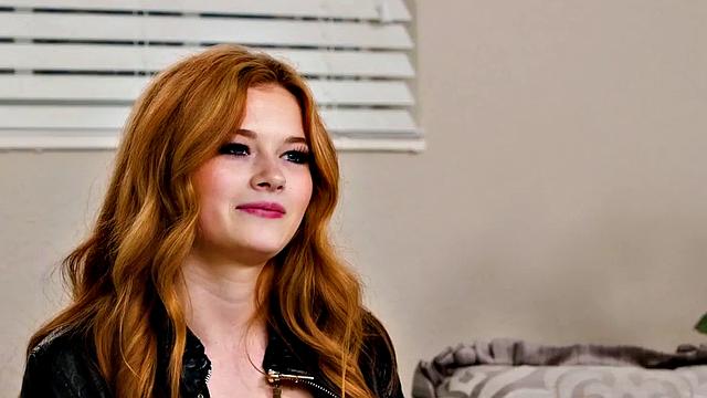 Casting petite 21yo got pussypounded on sofa