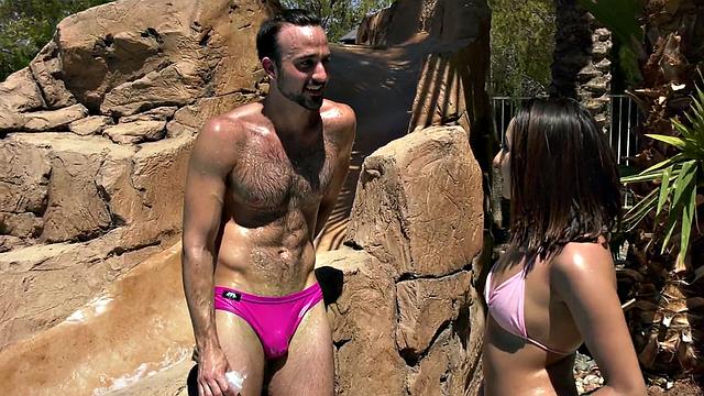 Beauty cockriding boyfriend in outdoor threesome