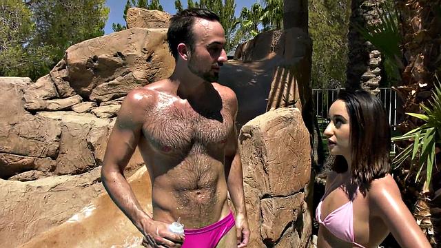 Beauty cockriding boyfriend in outdoor threesome