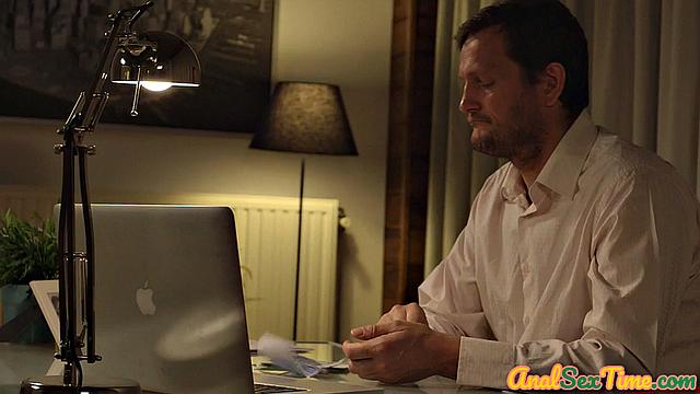 Cockhungry baes analized by BBC in threesome