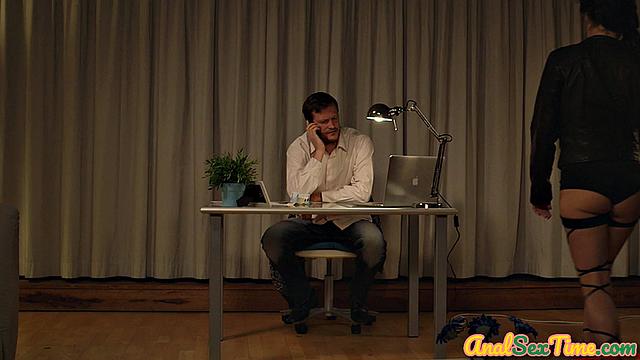 Cockhungry baes analized by BBC in threesome