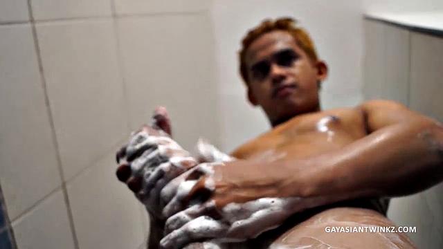 Asian Boy Willy Jerks