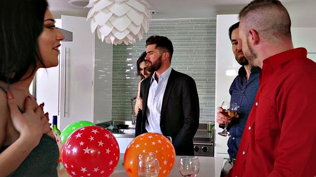 Trans babe secretly tugged at party before riding