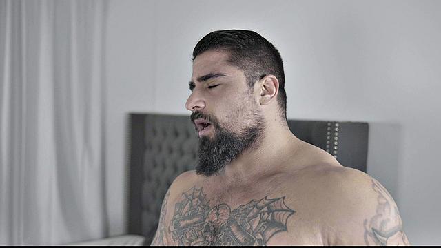 Ryan Bones, Lev Ivankov: Hangover