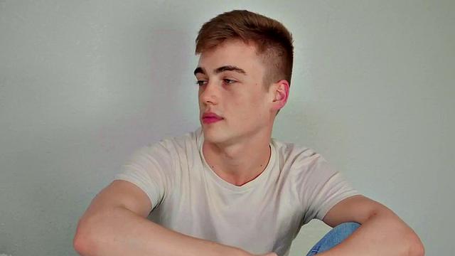 Toying perverted twinks anal fuck in missionary