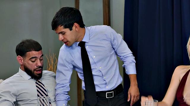 Bisexual waiters pussypounded in 3way by gay couple