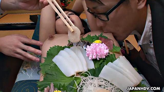 Pretty girl is pretending to be a plate