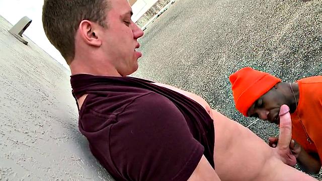 Gorgeous white dude nails tight ebony ass outdoors