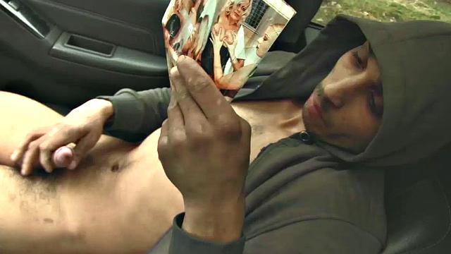 Straight Jura Villa Beats Off