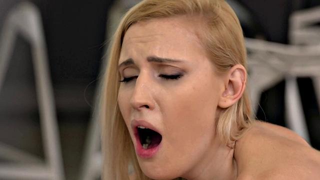 21 SEXTURY - Hottest Babes Get Orgasms While Fucking Hard