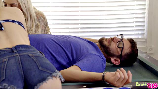 Fucking on Fourth Of July - S5:E12