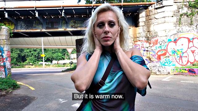 Stunning MILF banged outdoors