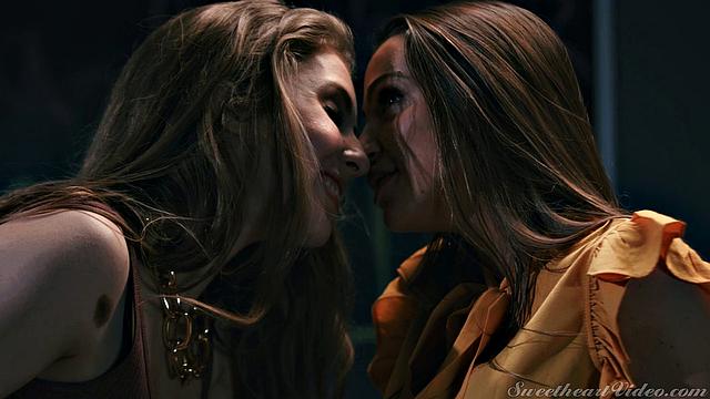 Girls Kissing Girls 25 Scene 2 - Undercover