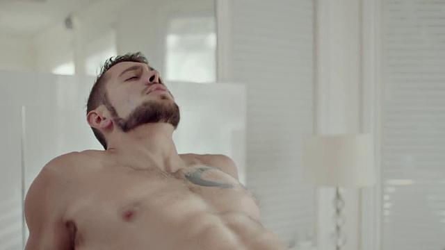 white bottom bareback fucked by black jock