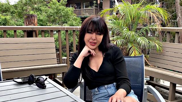 Whitneys Wet And Ready