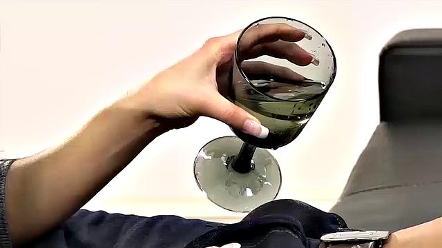 Peeonher - Gargle And Swallow - Pissing