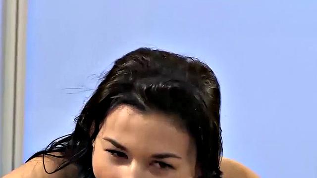 Peeonher - Gargle And Swallow - Pissing