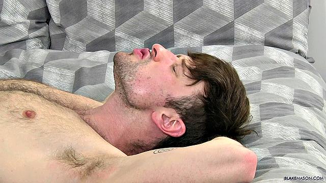 Дрю Диксон жестко трахает круглую жопу Джаспера Родса