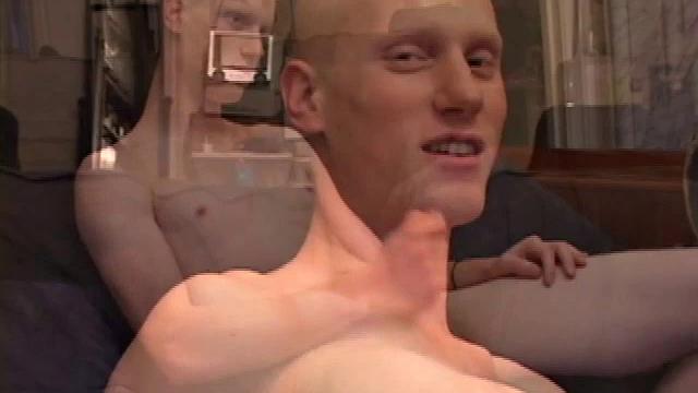 Amateur Kaos Jerking Off