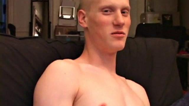 Amateur Kaos Jerking Off