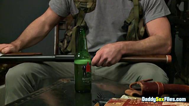 Член-пати в бункере - Майк Таннер, Джастин Бил и Франко Скотт