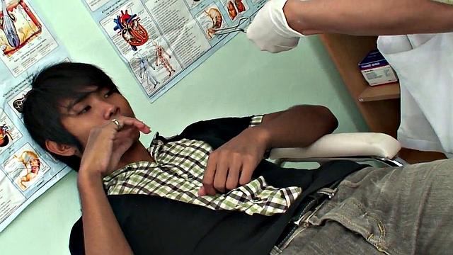Asian twink examined and breeded in missionary by his doctor