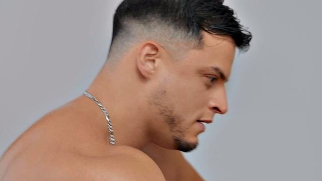 Nympho jock fucks perverted in tight anal hole