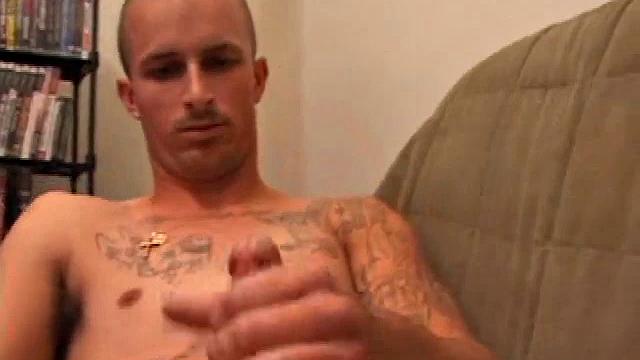 This thug isn't shy of everything including beating off in front of total strangers in fact he gets right down to business dtrips naked lubes up and goes for the money shot watch this bad boy show what his thug life is all about