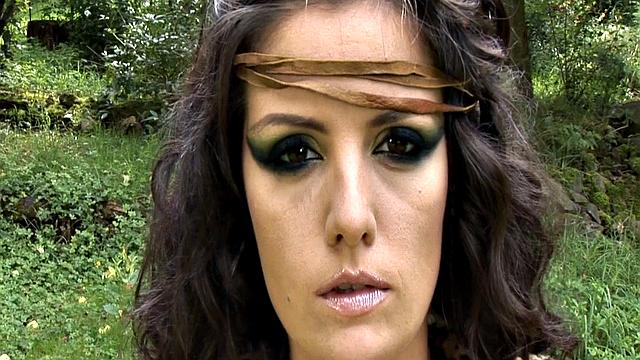 Arianna Sinn: What a Mamazon She Would Have