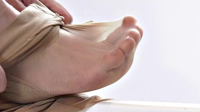 Young Big Tits Teen Charly Summer Finds Stepdad's Taboo Fetish And Fucks Him