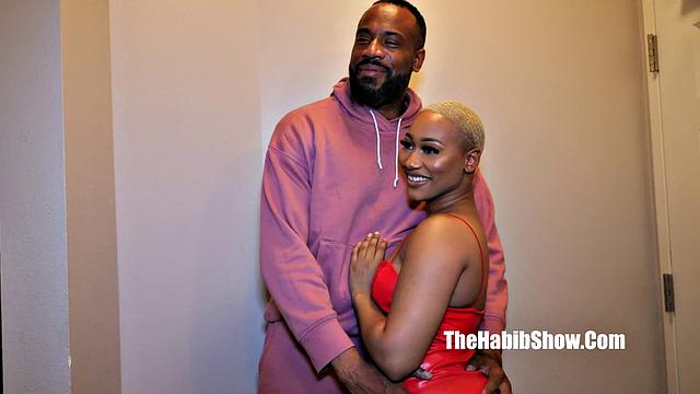 Chicago all natural Big Booty Thickness Thickass Daphne meets Gary's Monster BBC - Jovan Jordan