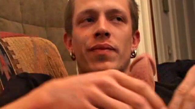 Shane Strokes And Wins Contest